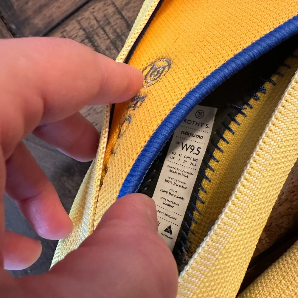 Rothy's Vibrant Yellow Pointed Flats size 9.5 - Picture 2 of 7